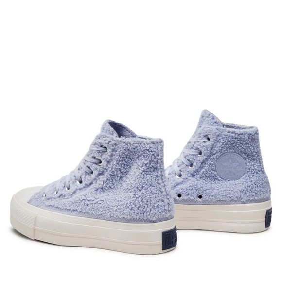 Converse Women’s Chuck Taylor All Star Platform High 'Cozy Sherpa - Ghost' Shoes - Picture 4 of 16